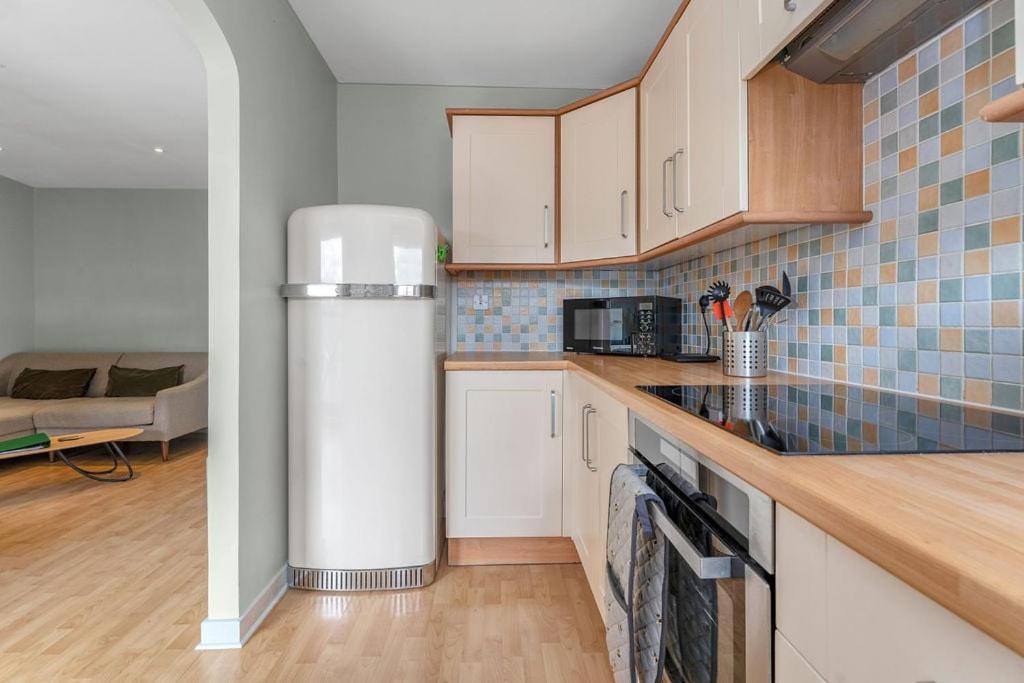 Appartement Guestready - Peaceful Retreat In Leith à Édimbourg Extérieur photo
